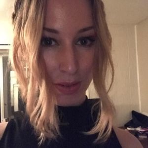 Meet your Posher, Valentina